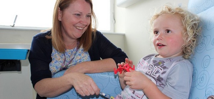 child with OPAT nurse