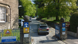 Entrance to Ryegate Children's Centre
