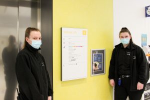Julie and Sam in Outpatients